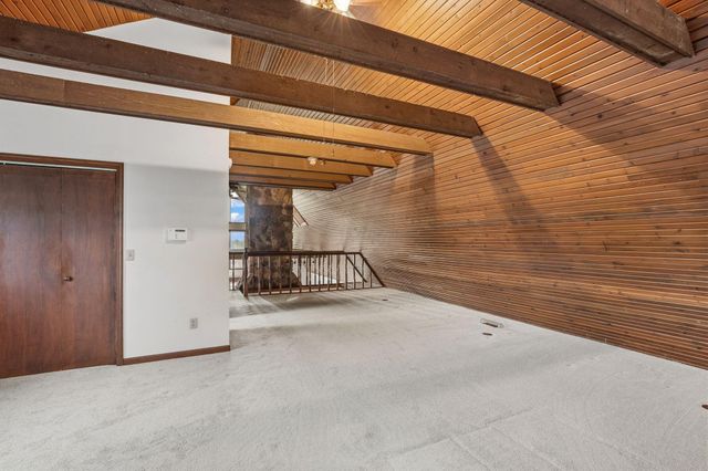 1445 Londondale, Newark, OH 43055