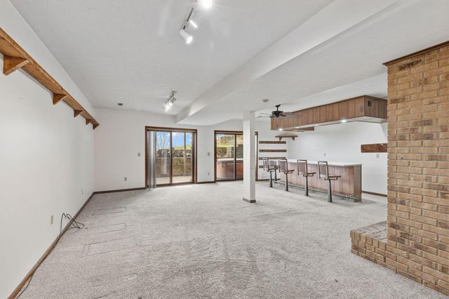 1445 Londondale, Newark, OH 43055