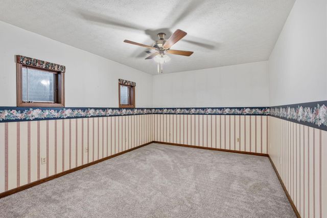 1445 Londondale, Newark, OH 43055