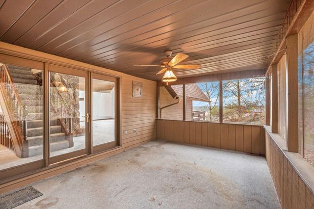 1445 Londondale, Newark, OH 43055