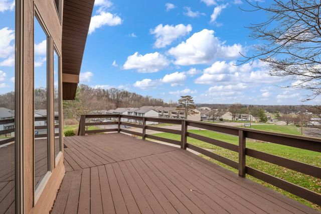 1445 Londondale, Newark, OH 43055