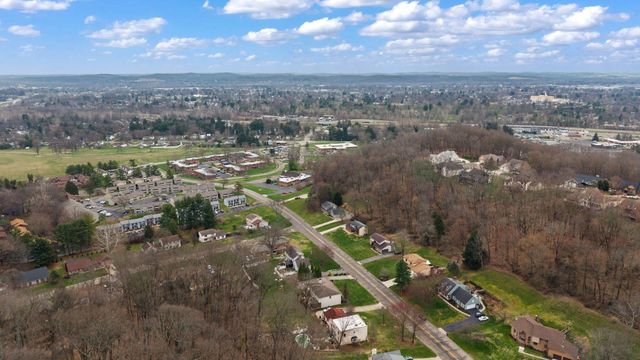 1445 Londondale, Newark, OH 43055