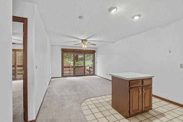 1445 Londondale, Newark, OH 43055