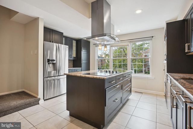 7782 MARSHALL HEIGHTS CT, Falls Church, VA 22043