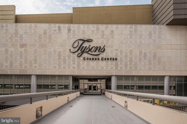 7782 MARSHALL HEIGHTS CT, Falls Church, VA 22043