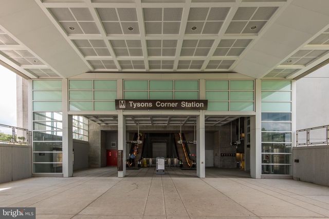 7782 MARSHALL HEIGHTS CT, Falls Church, VA 22043