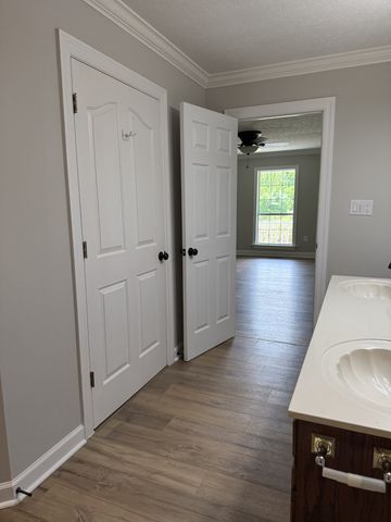 126 Simmons Ln, Shelbyville, TN 37160