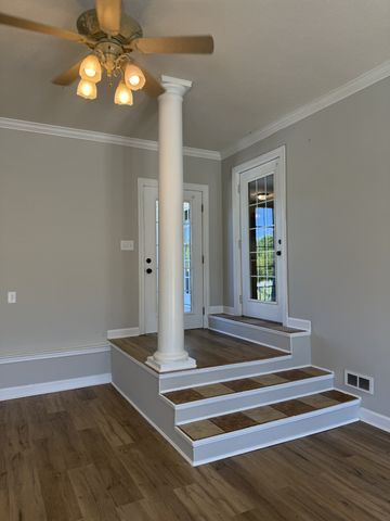 126 Simmons Ln, Shelbyville, TN 37160