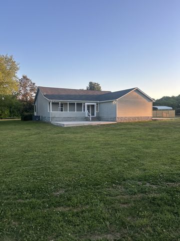 126 Simmons Ln, Shelbyville, TN 37160