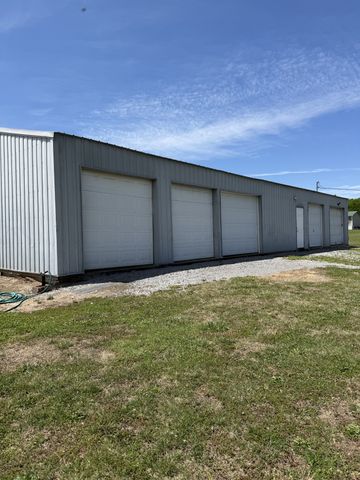 126 Simmons Ln, Shelbyville, TN 37160