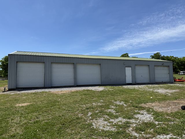 126 Simmons Ln, Shelbyville, TN 37160