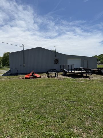 126 Simmons Ln, Shelbyville, TN 37160