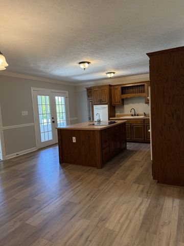 126 Simmons Ln, Shelbyville, TN 37160