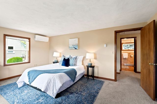 37 Mountain St 37, Woburn, MA 01801
