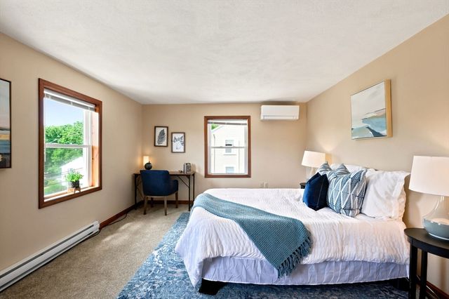 37 Mountain St 37, Woburn, MA 01801