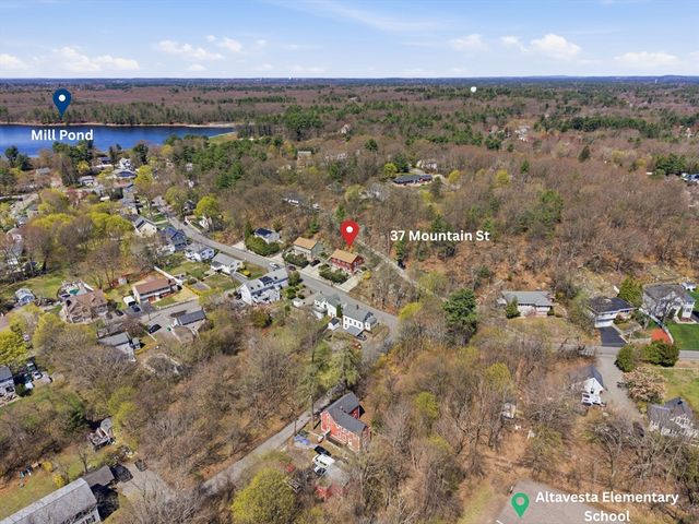 37 Mountain St 37, Woburn, MA 01801