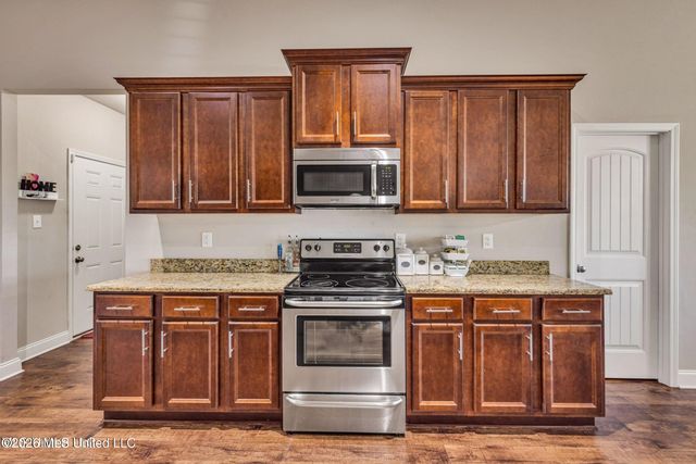10546 Chapelwood Drive, Gulfport, MS 39503