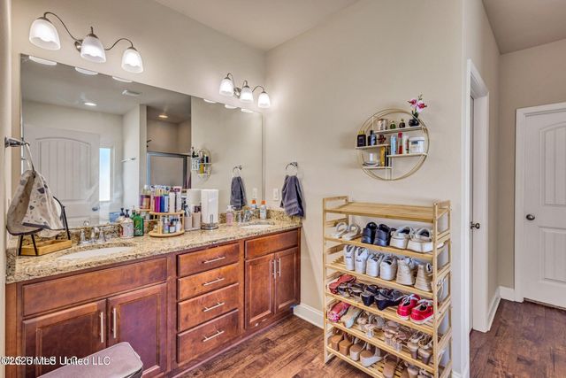 10546 Chapelwood Drive, Gulfport, MS 39503