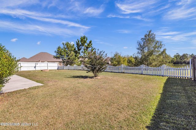 10546 Chapelwood Drive, Gulfport, MS 39503