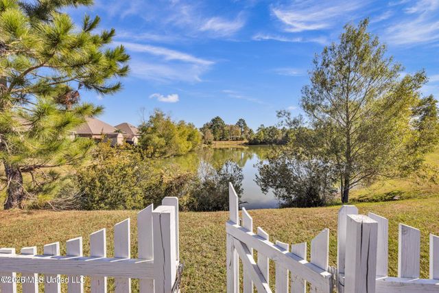 10546 Chapelwood Drive, Gulfport, MS 39503