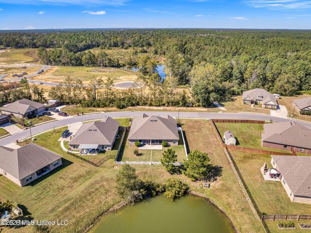 10546 Chapelwood Drive, Gulfport, MS 39503