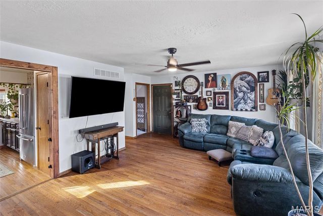 321 Jersey Street, Cottage Hills, IL 62018