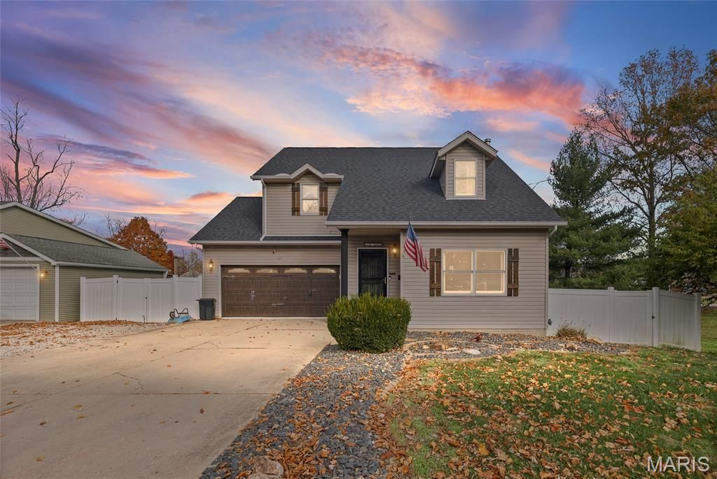 321 Jersey Street, Cottage Hills, IL 62018