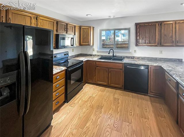 8634 Alpine Valley Drive, Colorado Springs, CO 80920