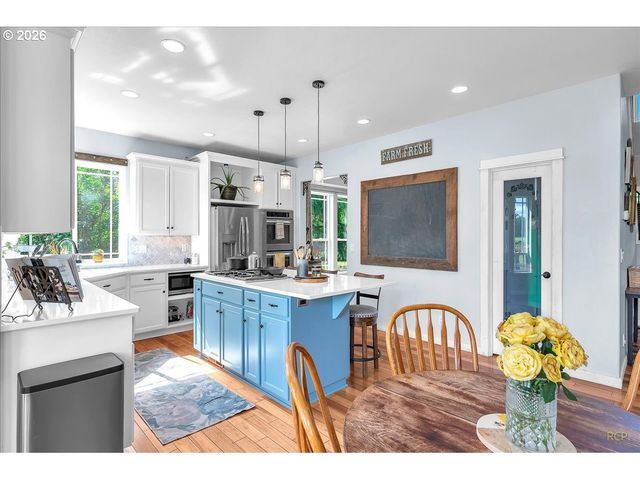35412 Se SHADE TREE Ln, Estacada, OR 97023