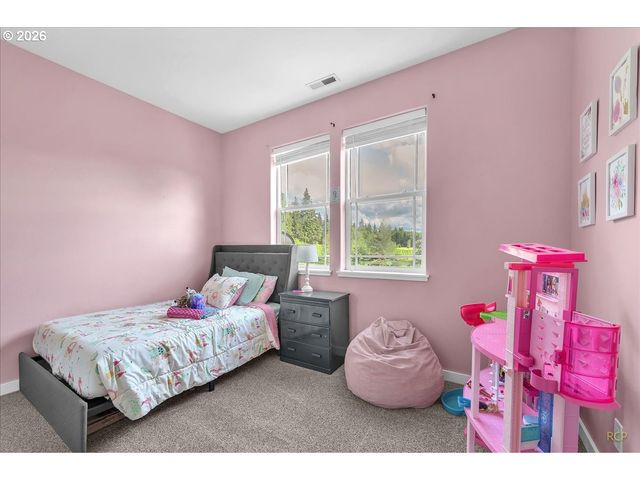 35412 Se SHADE TREE Ln, Estacada, OR 97023