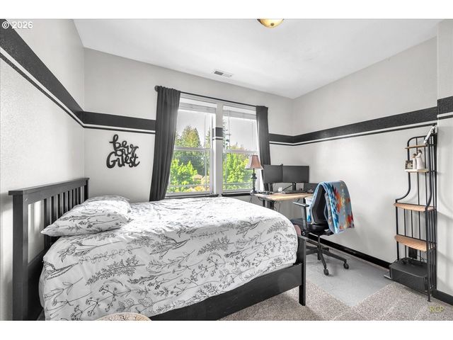 35412 Se SHADE TREE Ln, Estacada, OR 97023