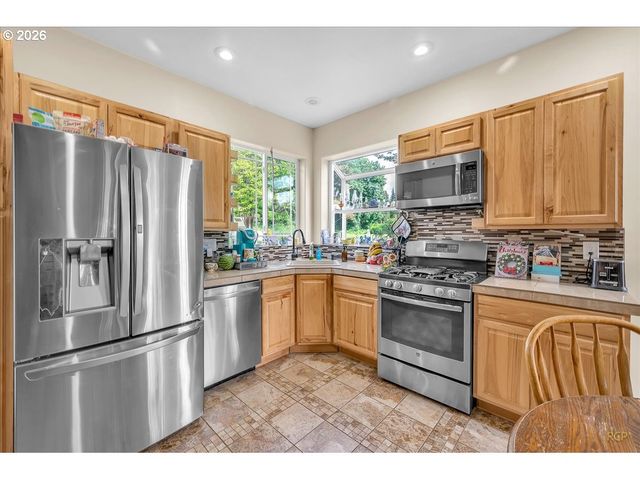 35412 Se SHADE TREE Ln, Estacada, OR 97023