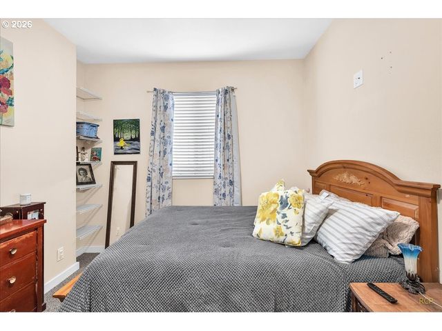 35412 Se SHADE TREE Ln, Estacada, OR 97023