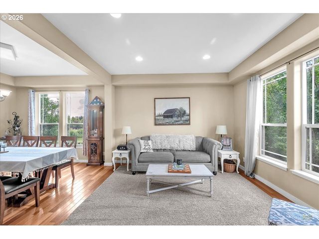 35412 Se SHADE TREE Ln, Estacada, OR 97023