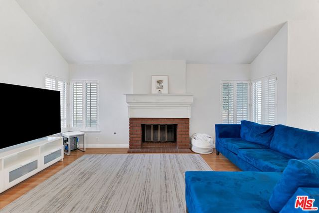 15 Oak Cliff Drive, Phillips Ranch, CA 91766