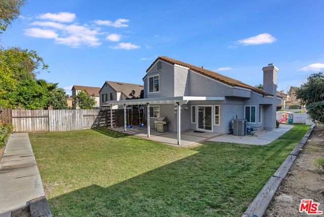 15 Oak Cliff Drive, Phillips Ranch, CA 91766