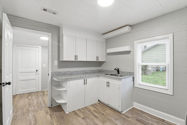 612 Maple St, Manchester, TN 37355