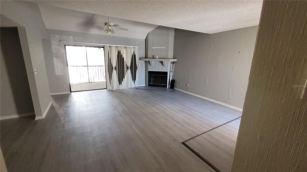 Image 3 of property listing at 4891 PURITAN CIRCLE 2322, Tampa, FL 33617