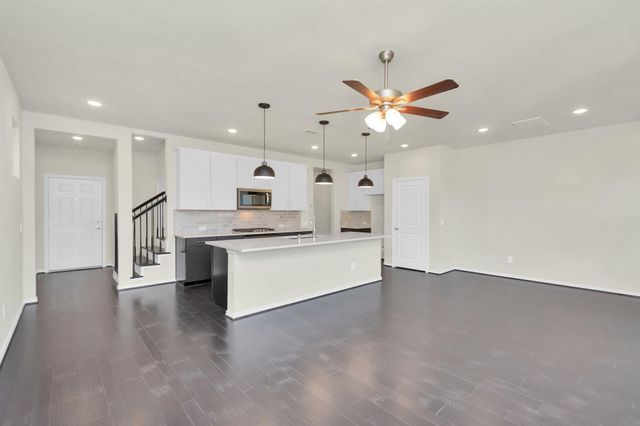 10320 Marston Vineyard Street, Houston, TX 77025