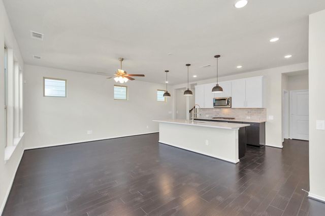 10320 Marston Vineyard Street, Houston, TX 77025