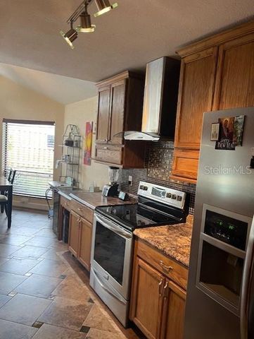 2813 AMBERLY COURT, Holiday, FL 34691