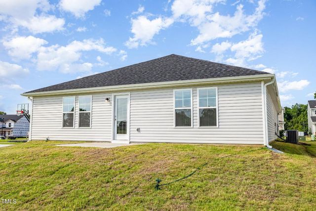 8 W Emily Gardens Drive, Selma, NC 27576