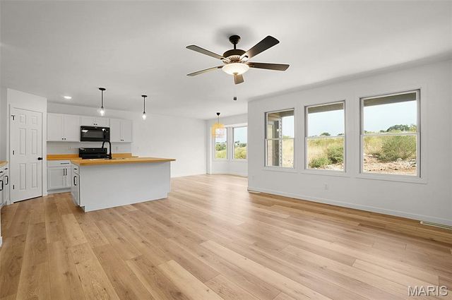 189 Hank's Close 189 STB, Washington, MO 63090