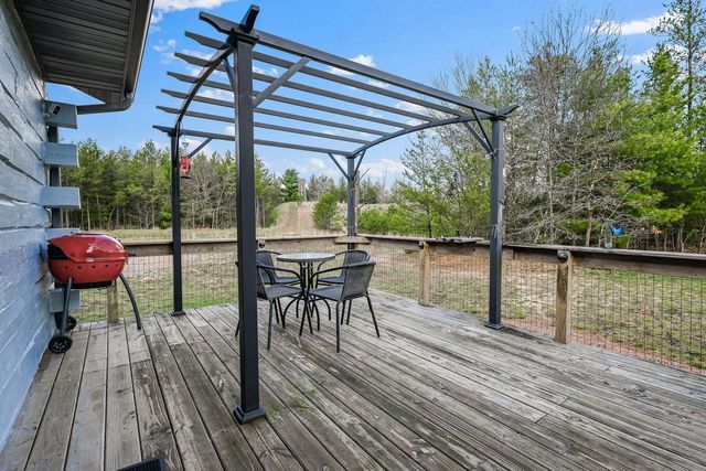 938 County Road C, Hancock, WI 54943