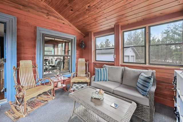 938 County Road C, Hancock, WI 54943