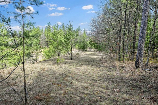 938 County Road C, Hancock, WI 54943