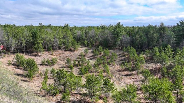 938 County Road C, Hancock, WI 54943