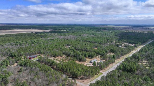 938 County Road C, Hancock, WI 54943