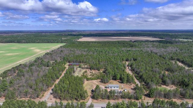 938 County Road C, Hancock, WI 54943