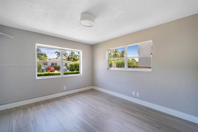 551 NE 67th St, Miami, FL 33138